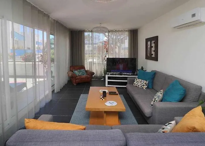 Apartment Hiva T3 By Fhr